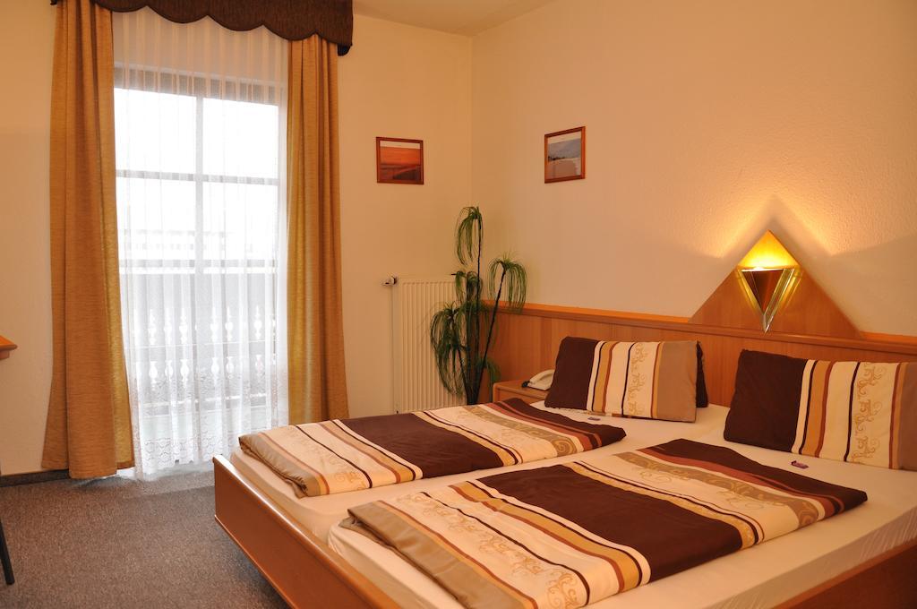 Hotel Fasold Sulzfeld  部屋 写真