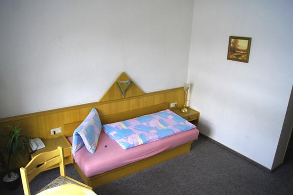Hotel Fasold Sulzfeld  部屋 写真