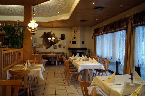 Hotel Fasold Sulzfeld  エクステリア 写真